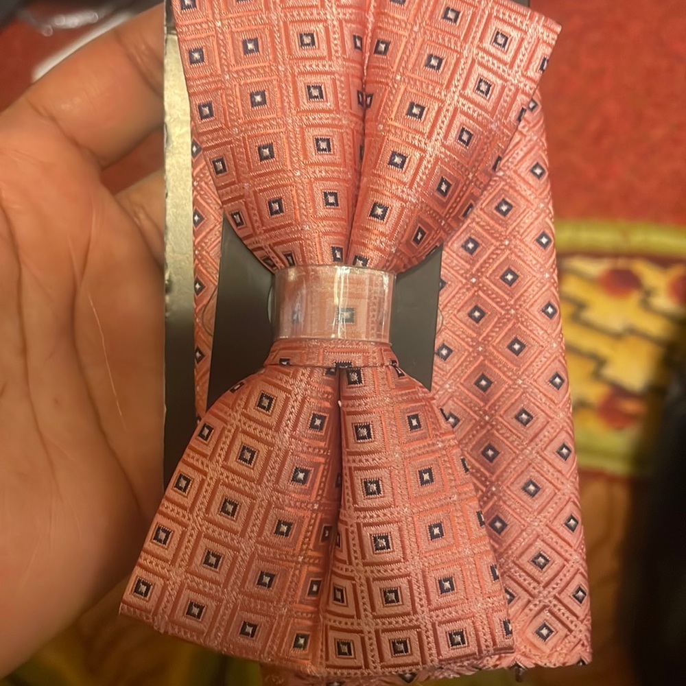 Bow Tie & Pocket Square